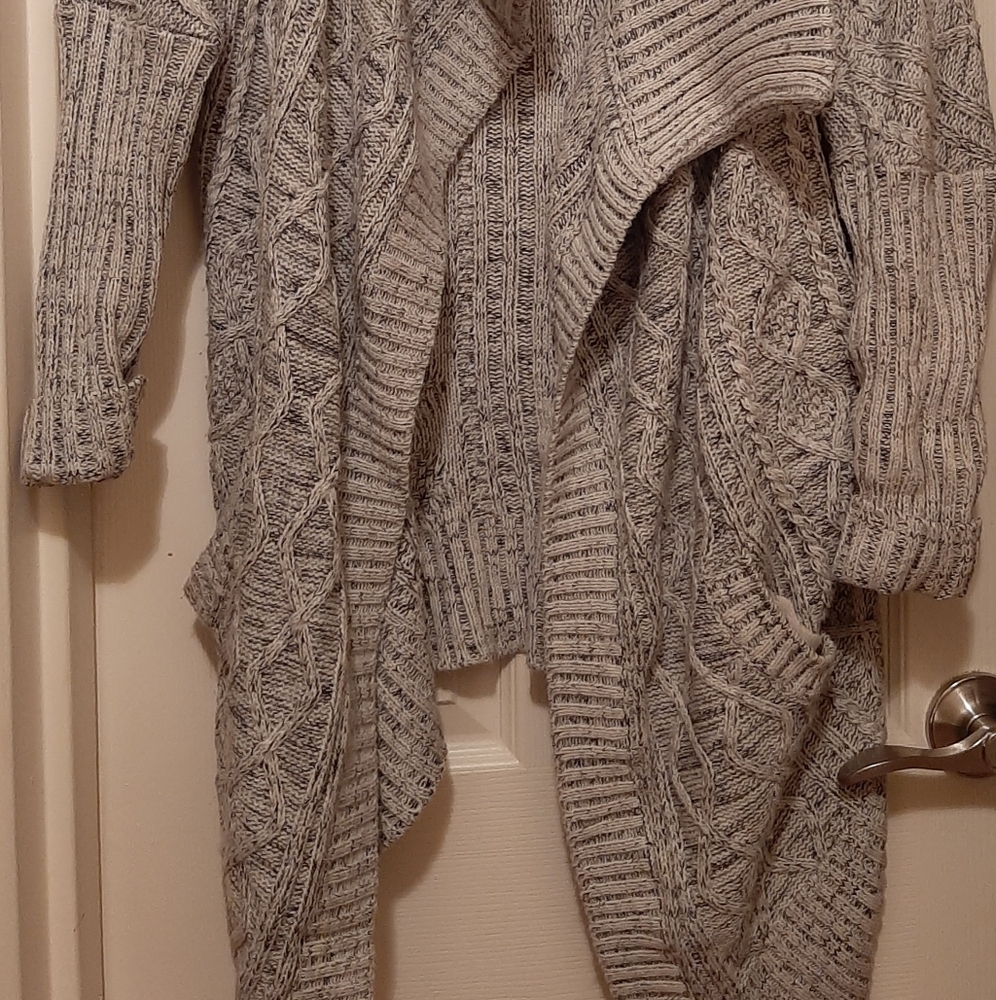 Cardigan - Picture 2 of 2